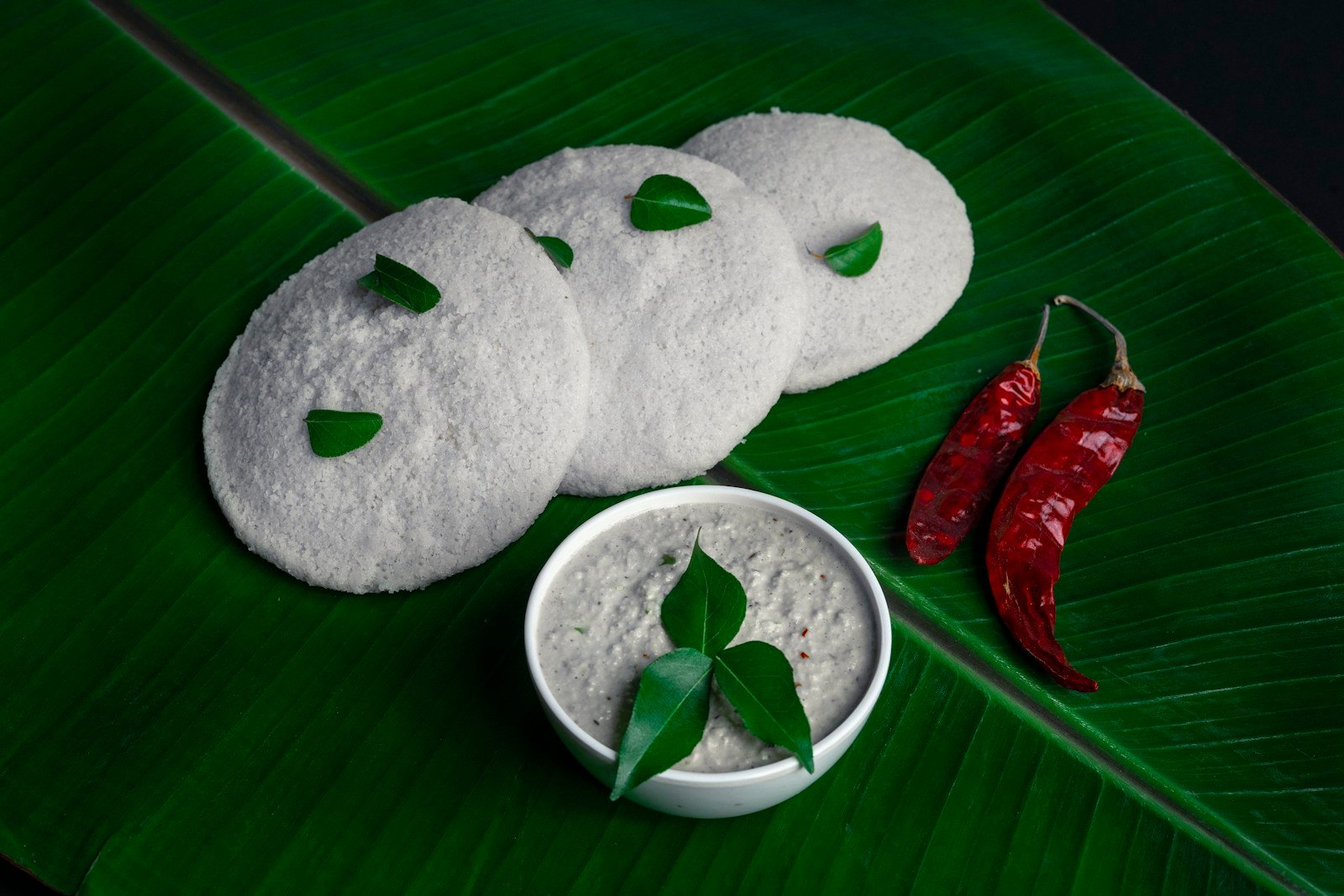 The Maddur Vada Trail: Origin, Best Highway Stops & Authentic Crispy Onion Recipe